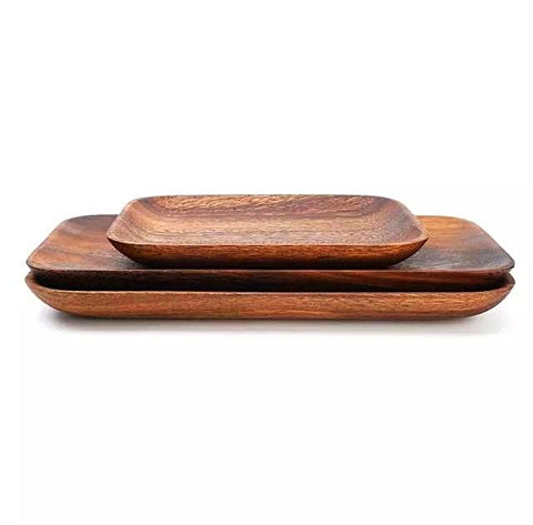 Square and rectangular wooden plates