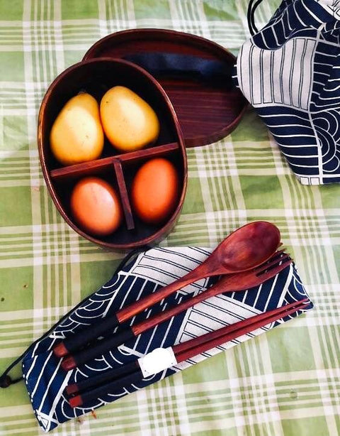 Wood lunch box and wood cutlery set for picnics and packed lunches