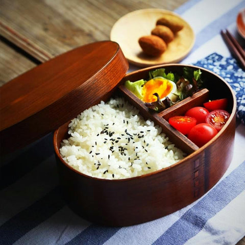 Wood lunch box with partitions