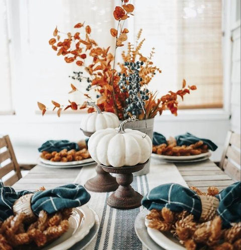 Seasonal table stying, decorating & table setting tips