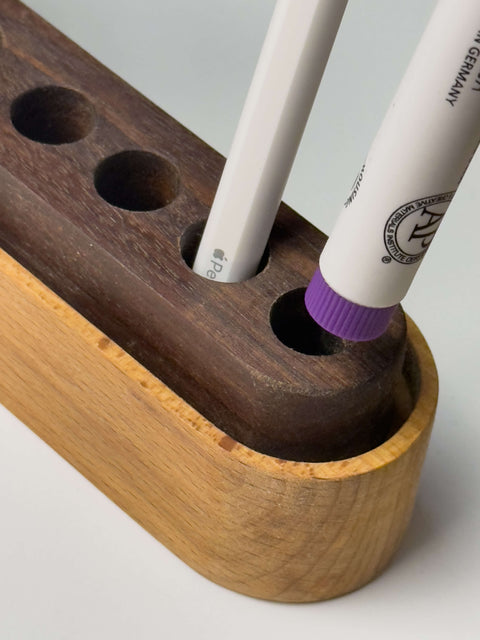 Simple wooden desk accessories and pen holders