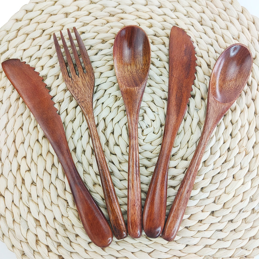 Eco-friendly cutlery - reusable wood cutlery